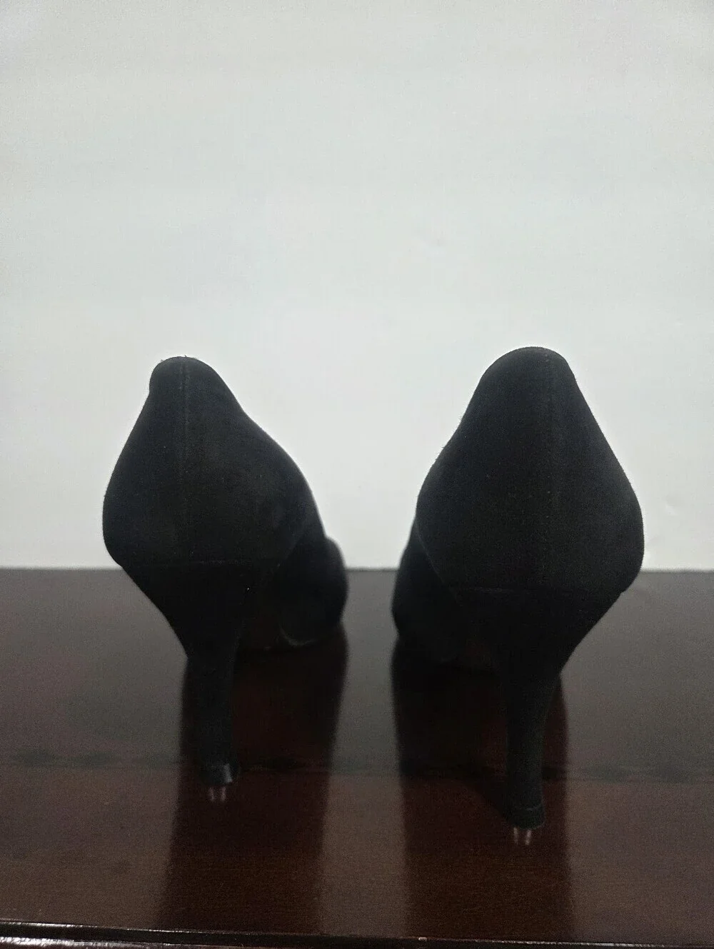Stuart Weitzman Classic Black Suede Women's High Heel Pumps Sz.7.5